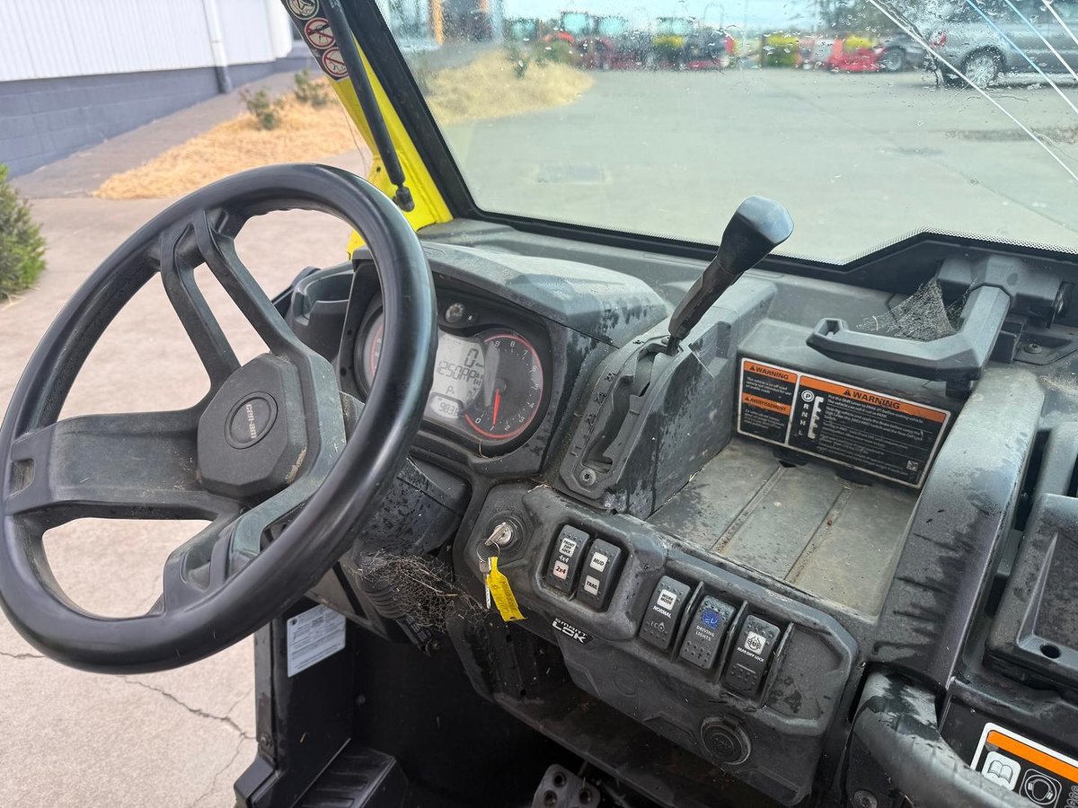 2018 Can-Am HD10 XMR Defend image 18