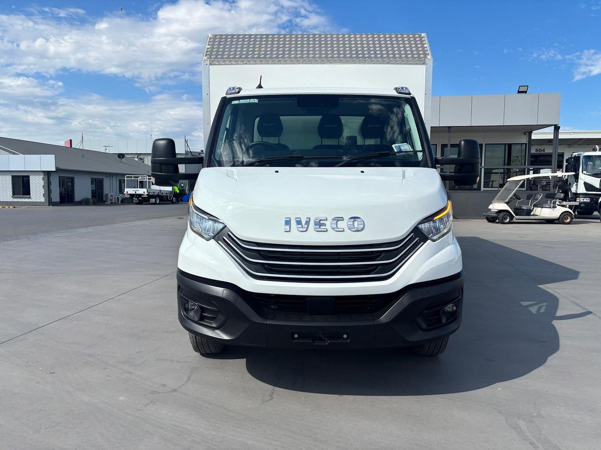 2022 Iveco Daily 70C21 image 2