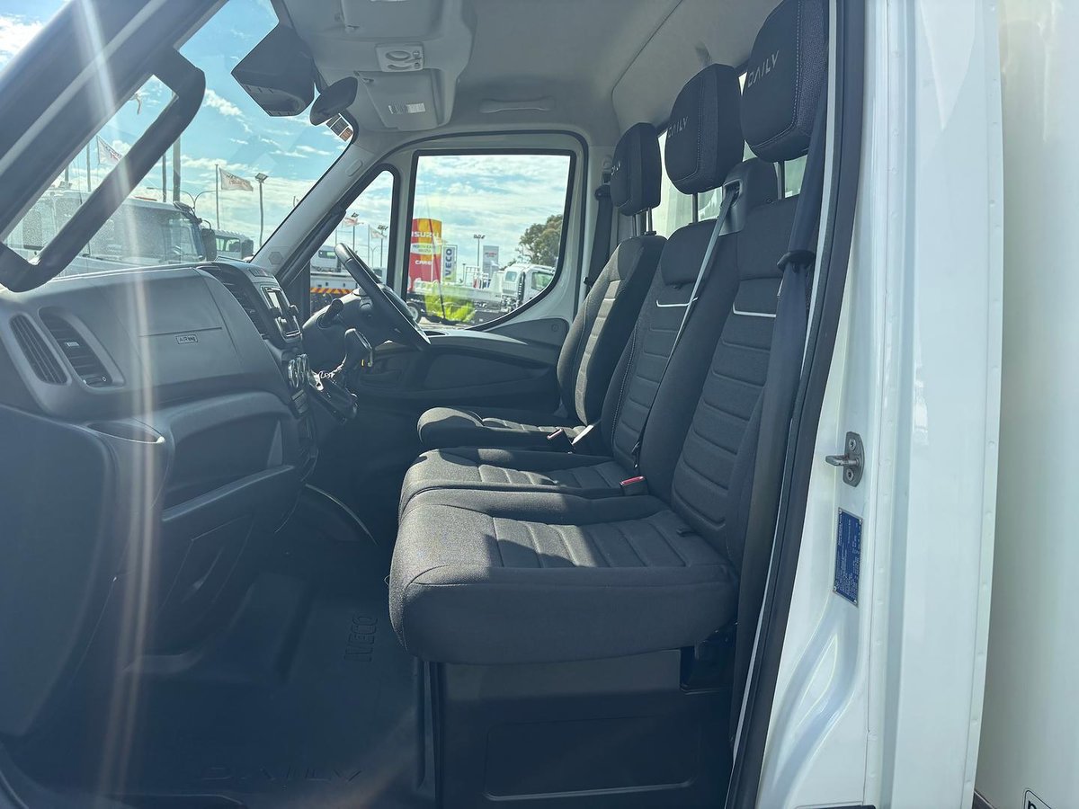 2022 Iveco Daily 70C21 image 23