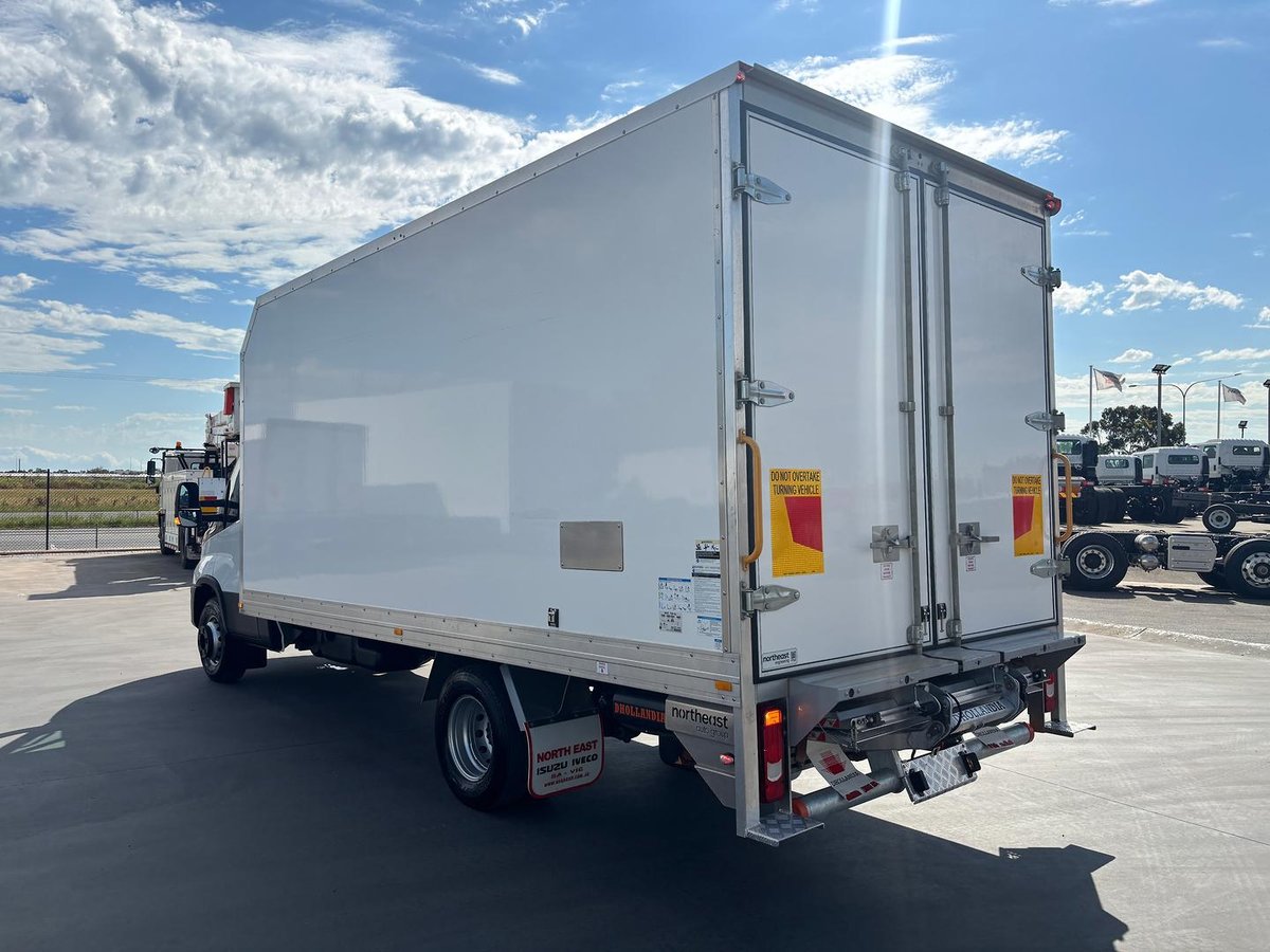 2022 Iveco Daily 70C21 image 5