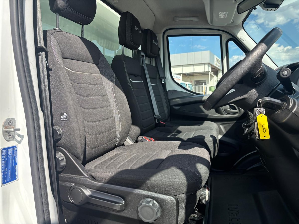 2022 Iveco Daily 70C21 image 15
