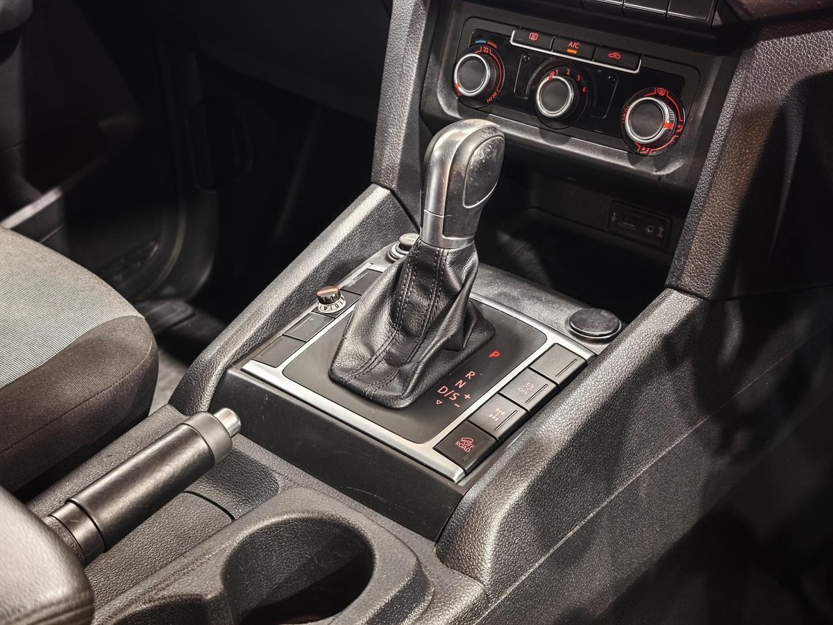 2017 Volkswagen Amarok TDI420 Core 2H MY17 4X4 Constant image 13
