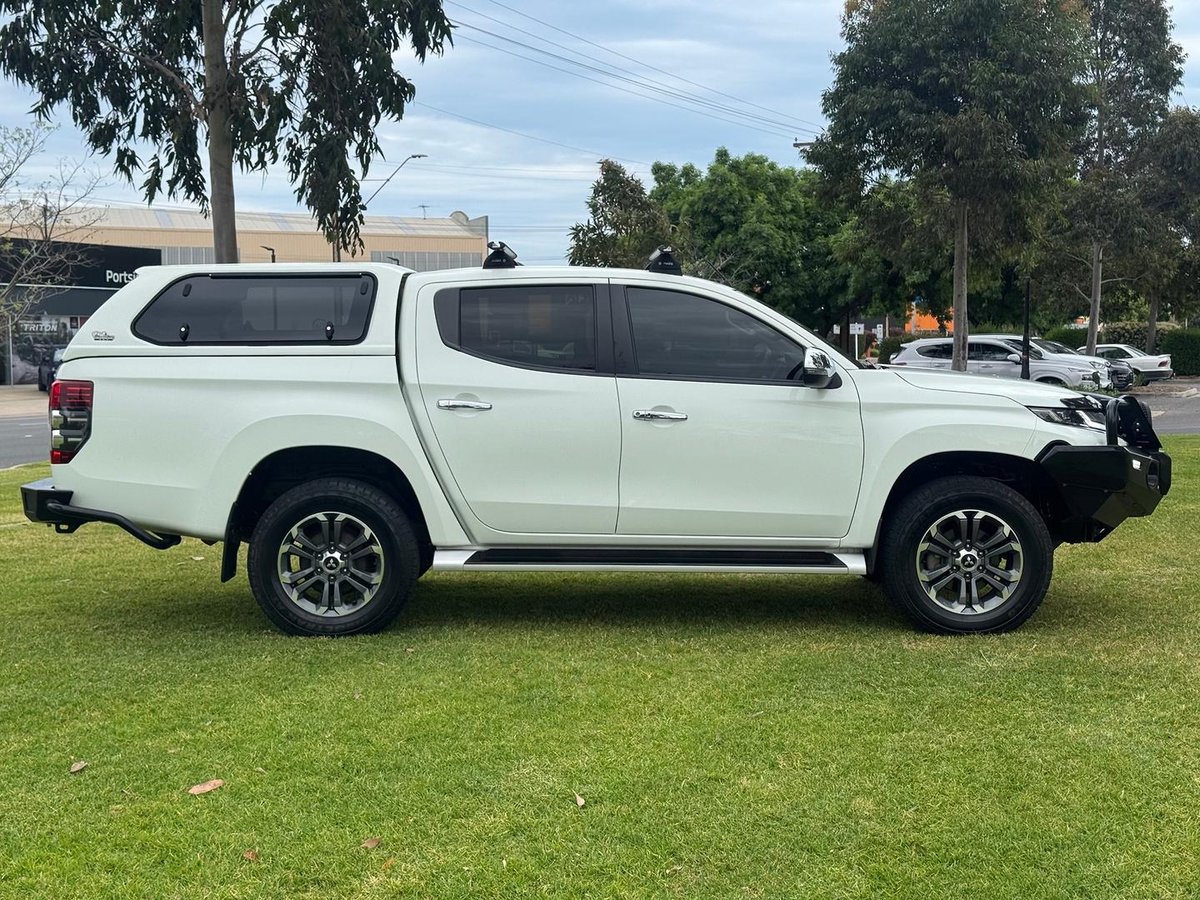 2021 Mitsubishi Triton GLS MR MY22 4X4 Dual Range image 8