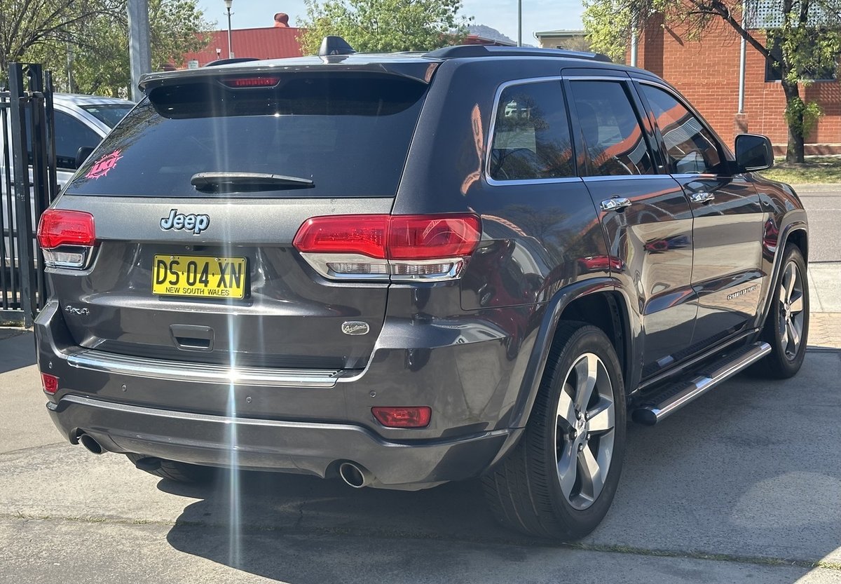 2015 Jeep Grand Cherokee Overland WK MY15 4X4 Dual Range image 12