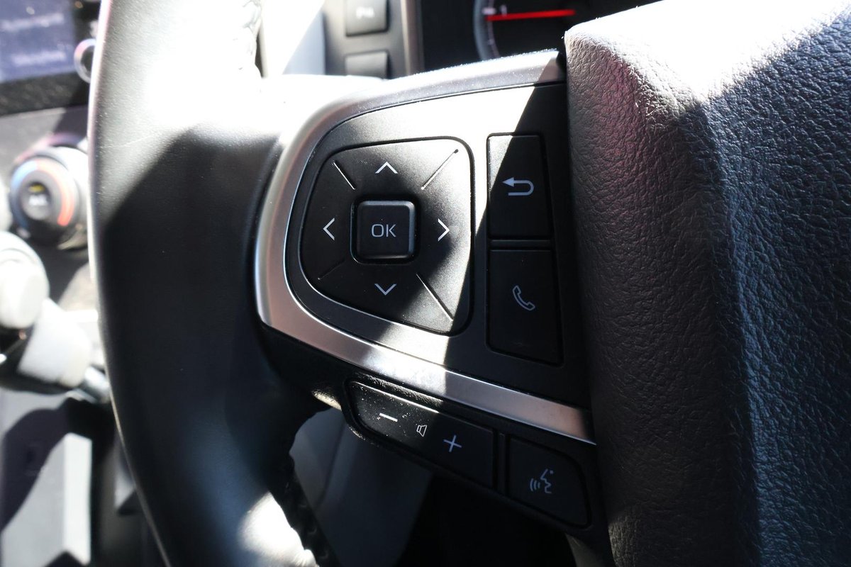 2021 Toyota Hiace GDH300R image 10