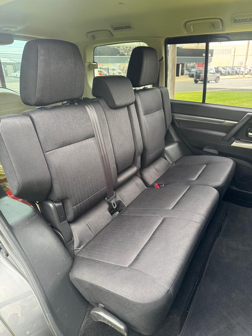 2016 Mitsubishi Pajero GLX NX MY16 4X4 Dual Range image 11