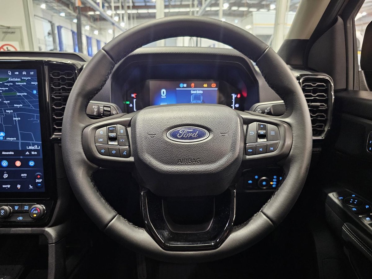 2026 Ford Ranger Super Duty XLT 2026.50MY 4X4 Dual Range image 15