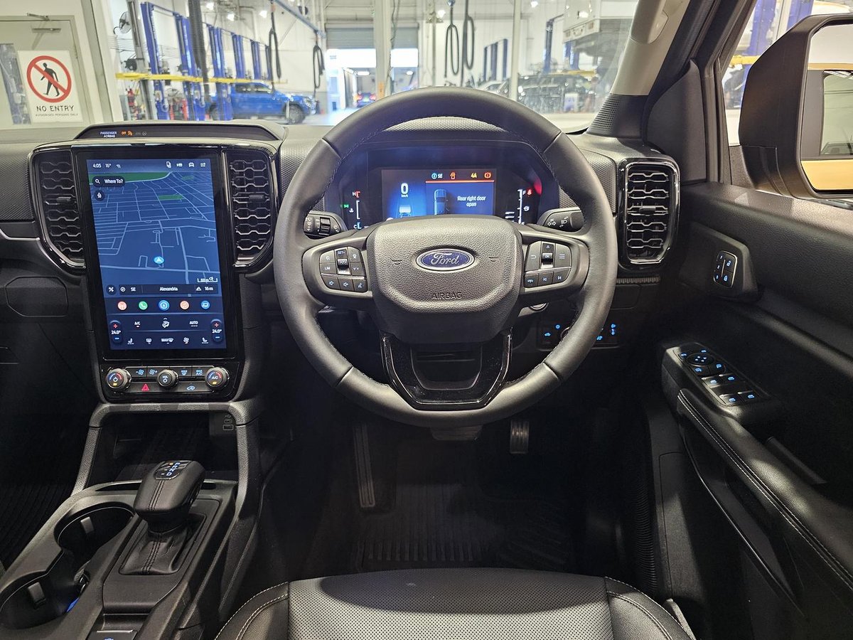 2026 Ford Ranger Super Duty XLT 2026.50MY 4X4 Dual Range image 14