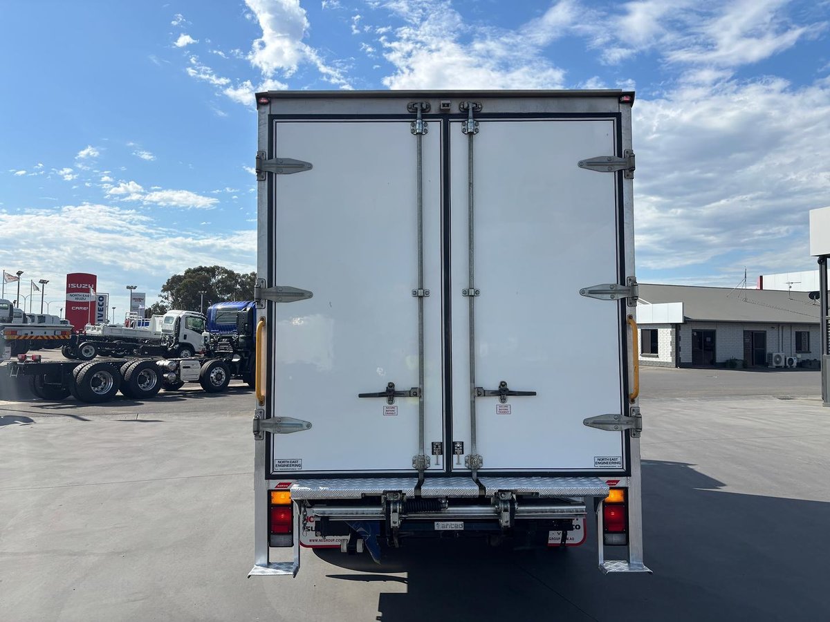 2021 Isuzu N Series NPR 45/55-155 image 4