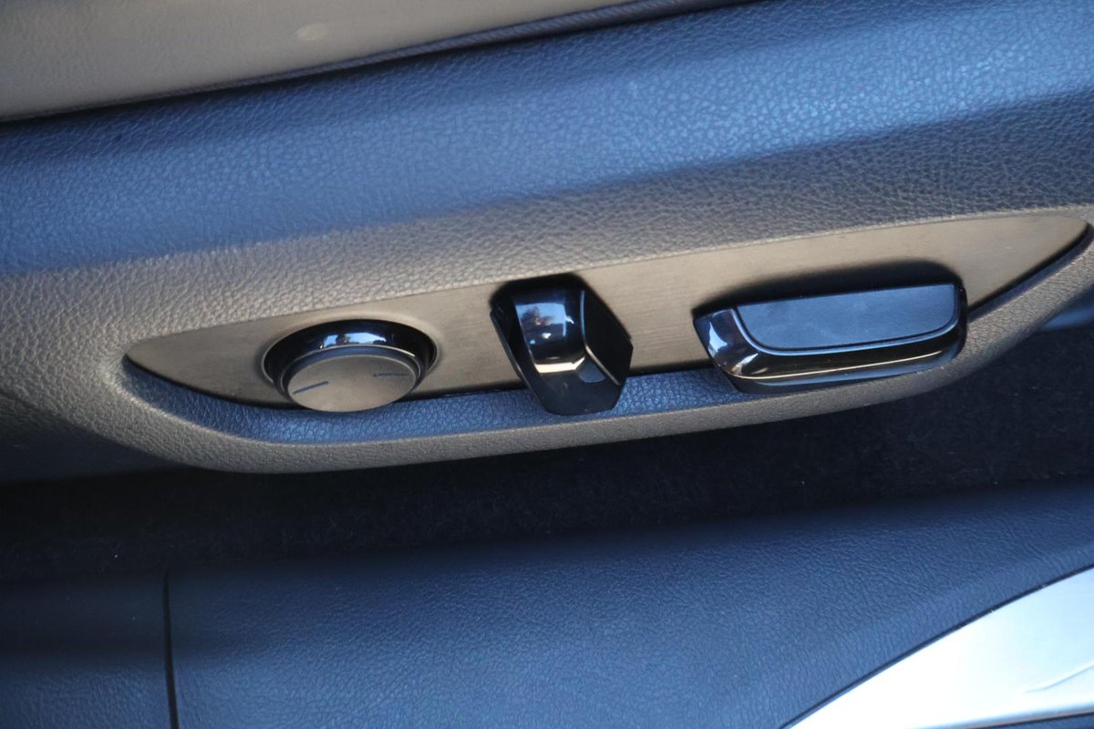 2023 Lexus RX 350h Luxury AALH10R image 16