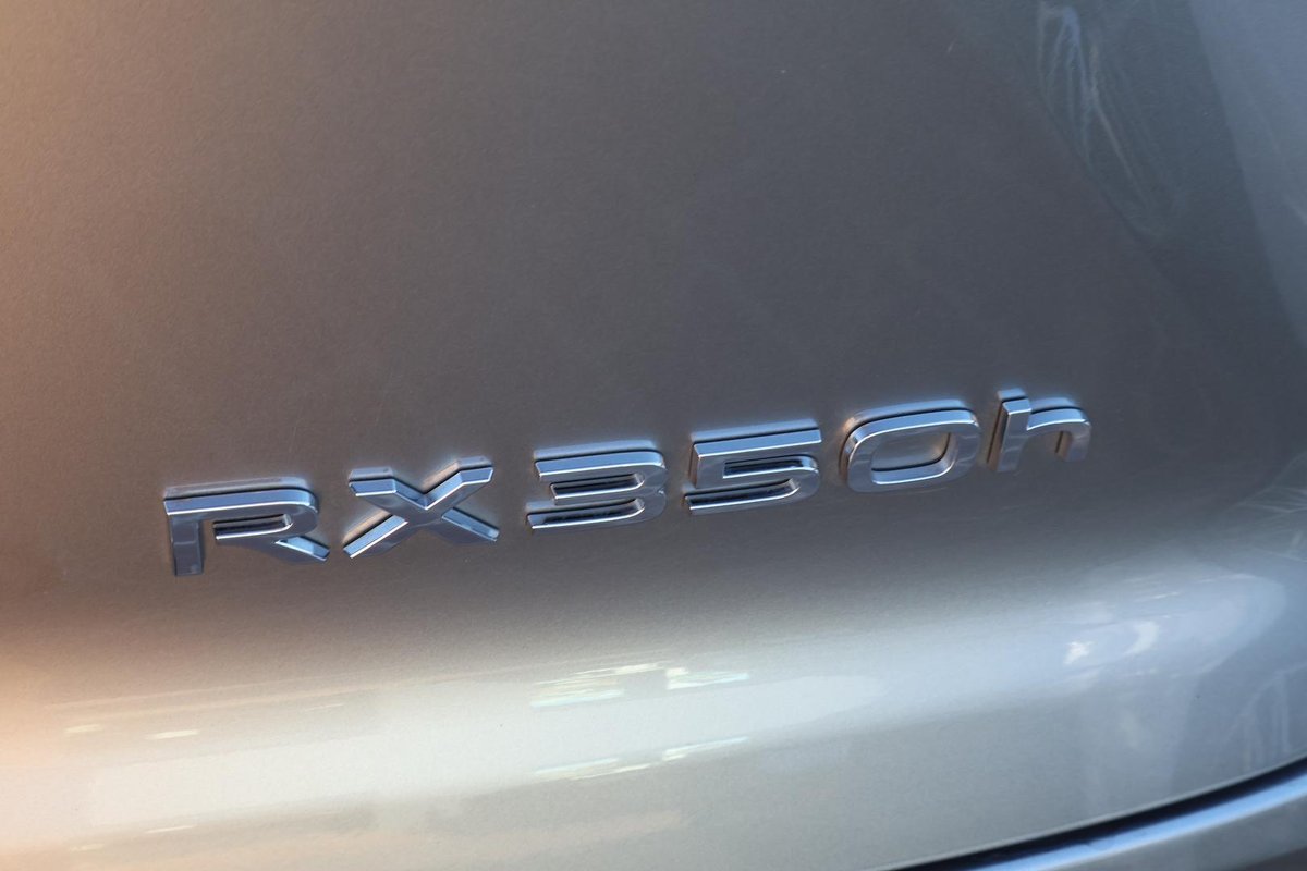 2023 Lexus RX 350h Luxury AALH10R image 11
