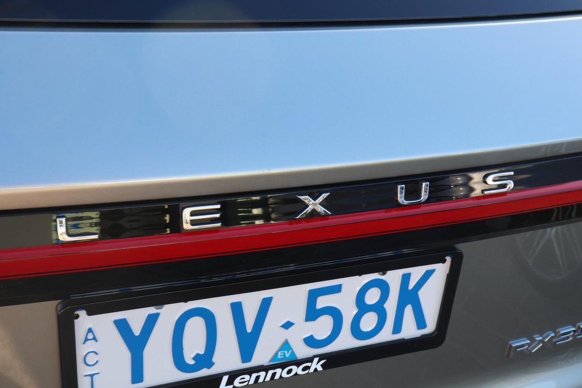 2023 Lexus RX 350h Luxury AALH10R image 10