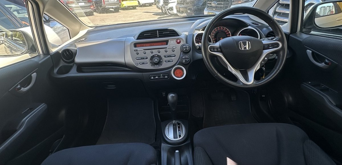 2013 Honda Jazz Vibe-S GE MY13 image 13