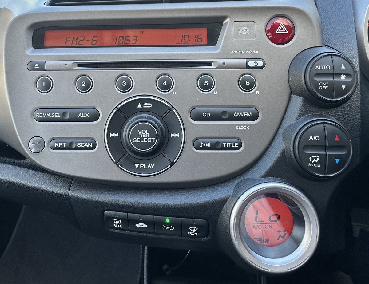 2013 Honda Jazz Vibe-S GE MY13 image 24