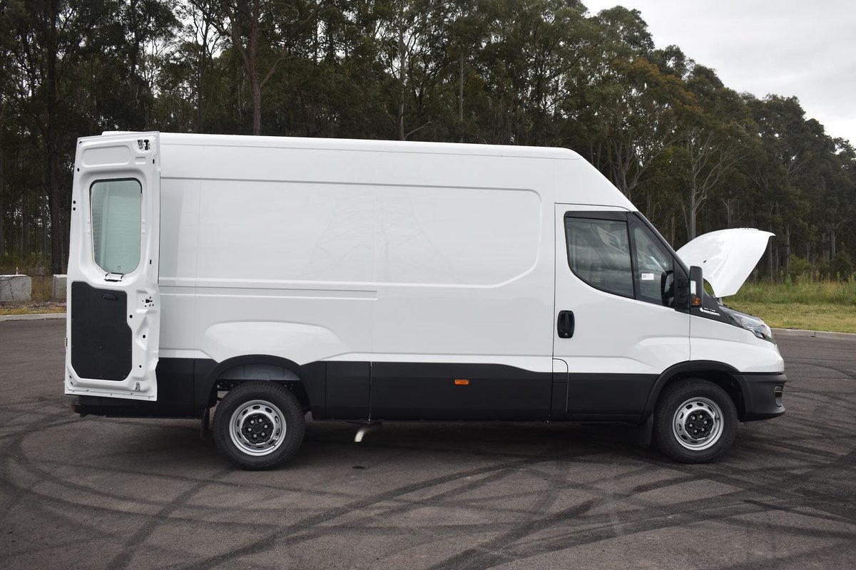 2026 Iveco Daily image 14