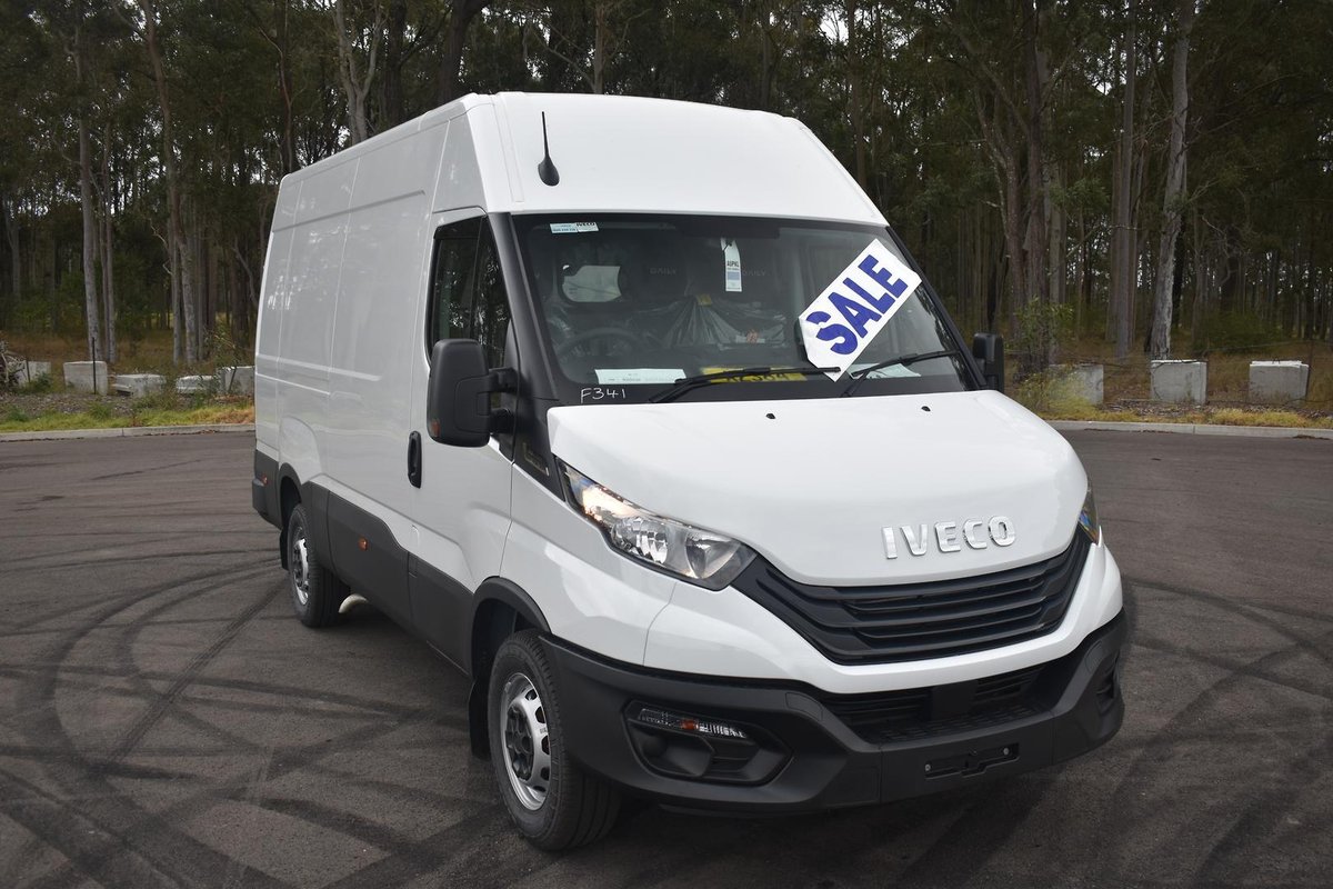 2026 Iveco Daily 35S14V image 7