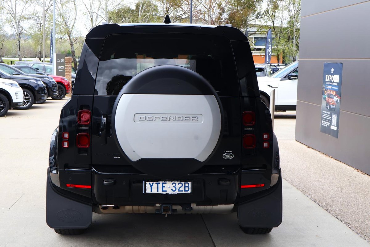 2021 Land Rover Defender 110 D300 X-Dynamic HSE L663 MY22 AWD image 6