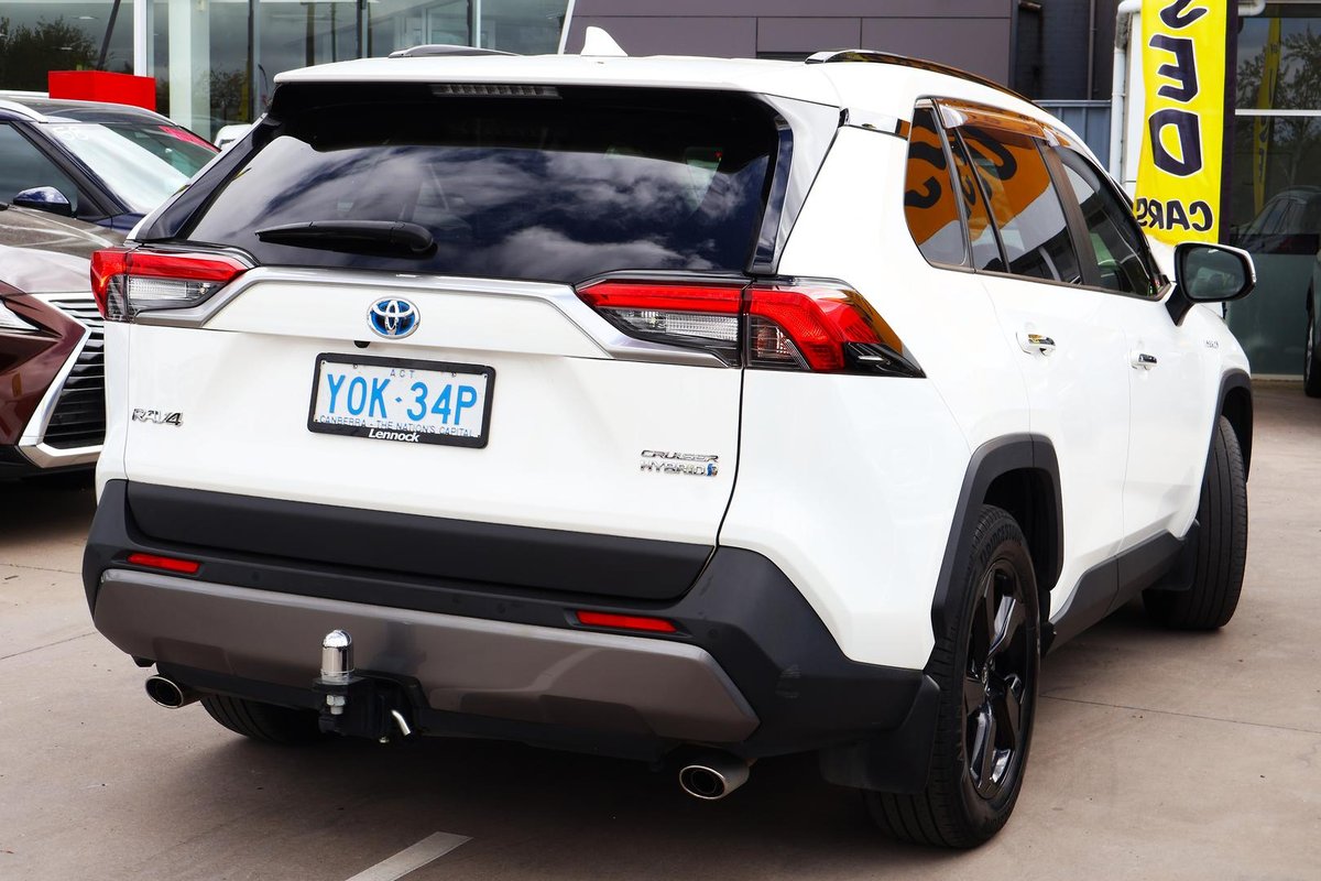 2020 Toyota RAV4 Cruiser AXAH54R 4X4 On Demand image 5