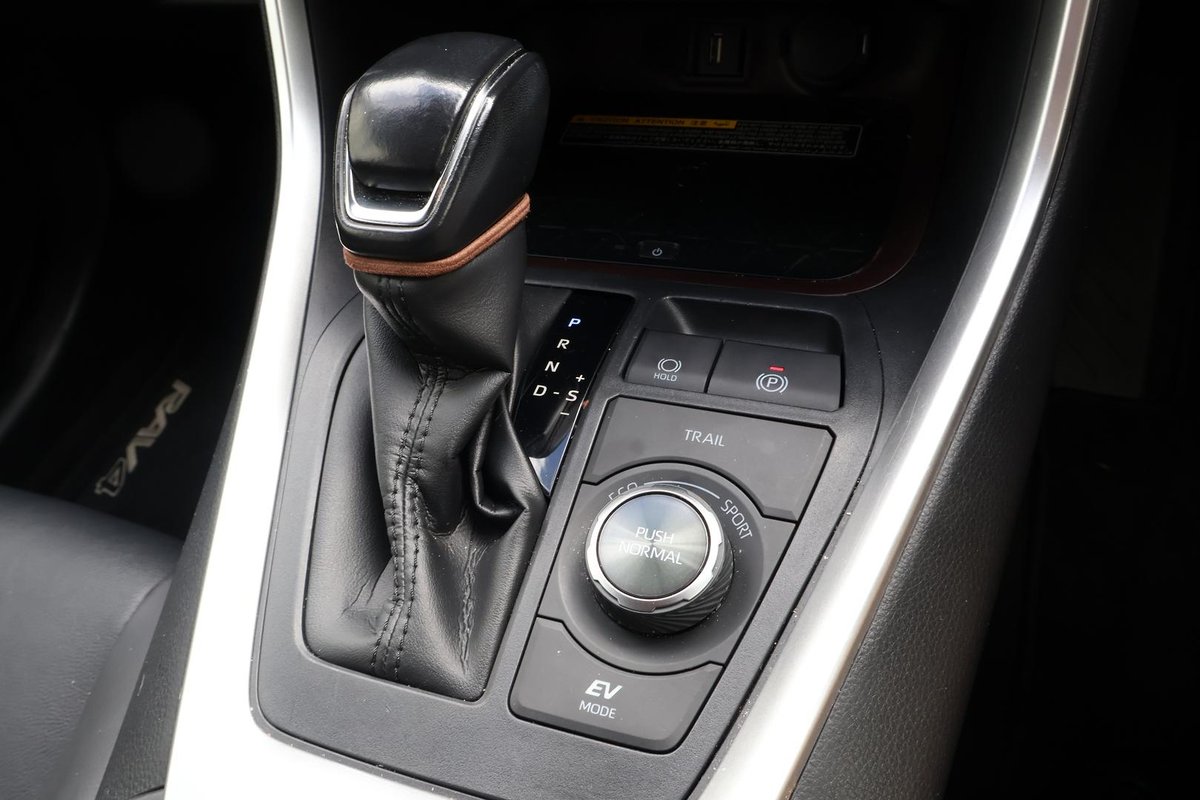 2020 Toyota RAV4 Cruiser AXAH54R 4X4 On Demand image 25