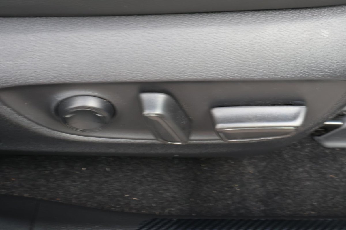 2020 Toyota RAV4 Cruiser AXAH54R 4X4 On Demand image 18