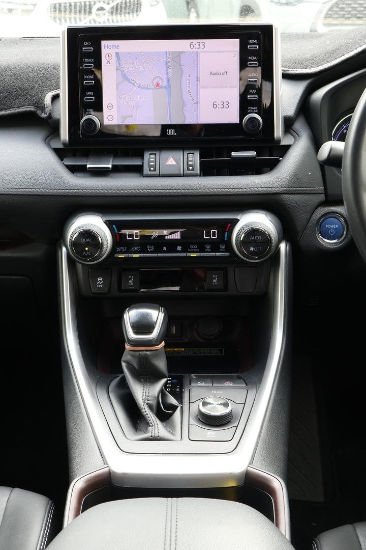 2020 Toyota RAV4 Cruiser AXAH54R 4X4 On Demand image 23