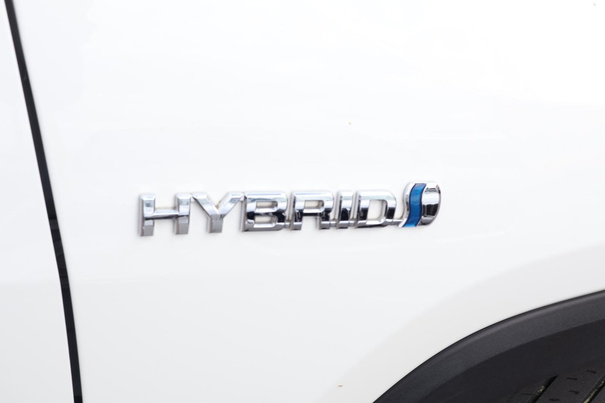 2020 Toyota RAV4 Cruiser AXAH54R 4X4 On Demand image 8
