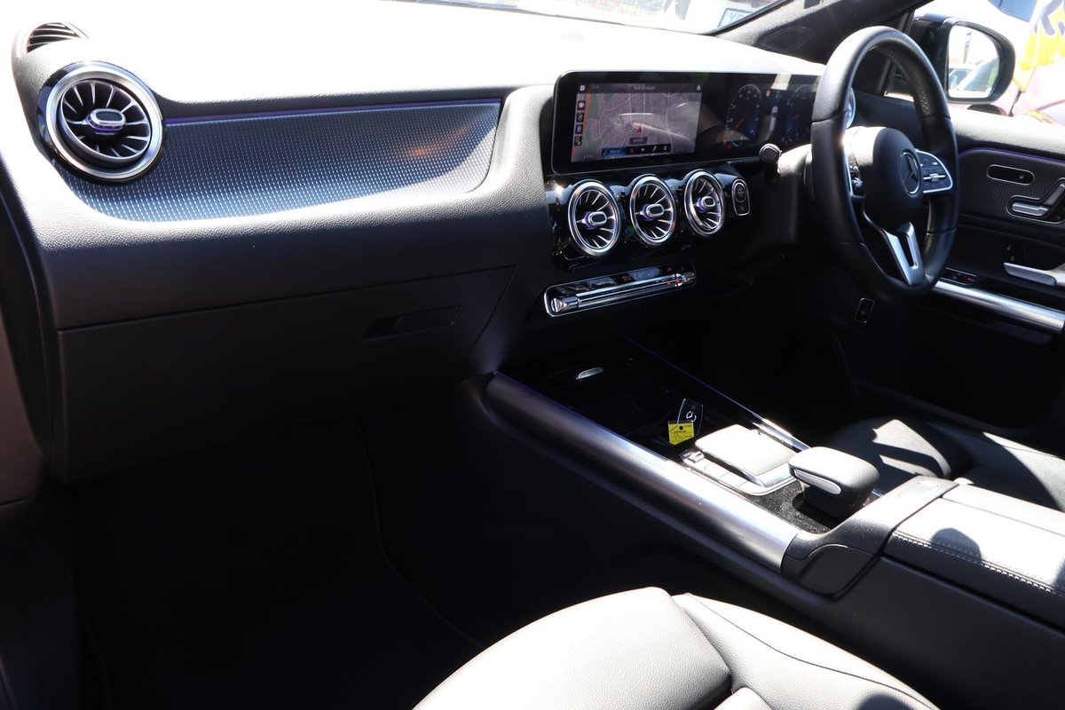2020 Mercedes-Benz GLA-Class GLA250 H247 Four Wheel Drive image 18