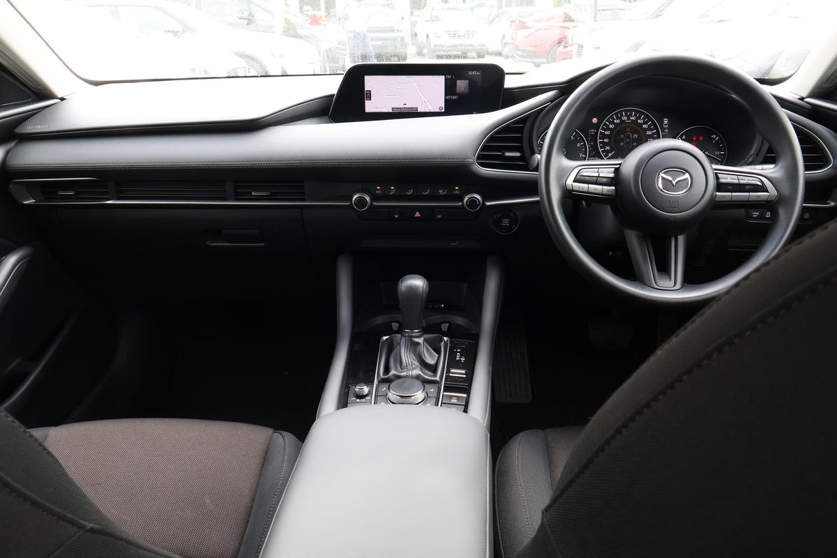2021 Mazda 3 G20 Pure BP Series image 18