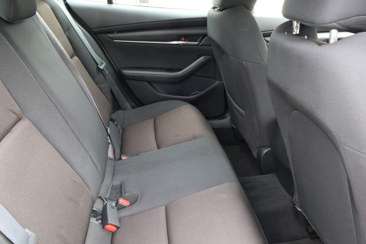 2021 Mazda 3 G20 Pure BP Series image 15