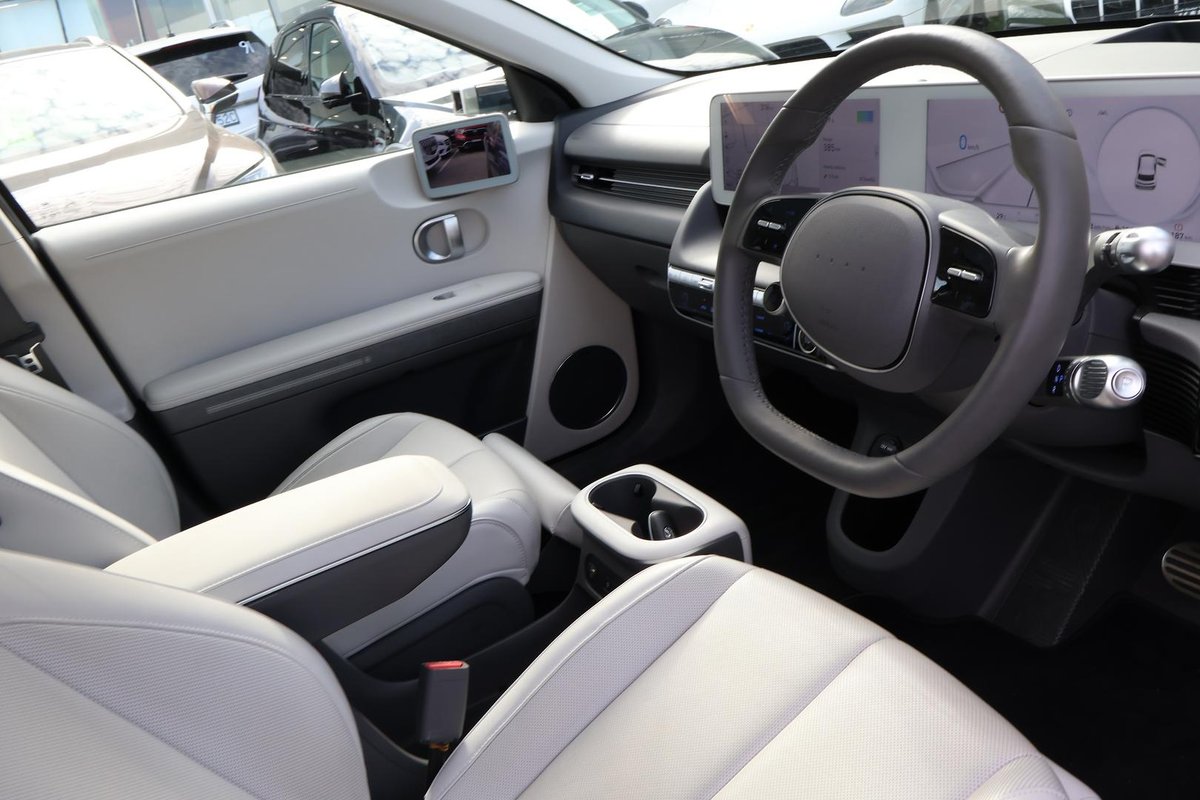 2023 Hyundai IONIQ 5 TECHNIQ NE.V3 MY23 AWD image 15