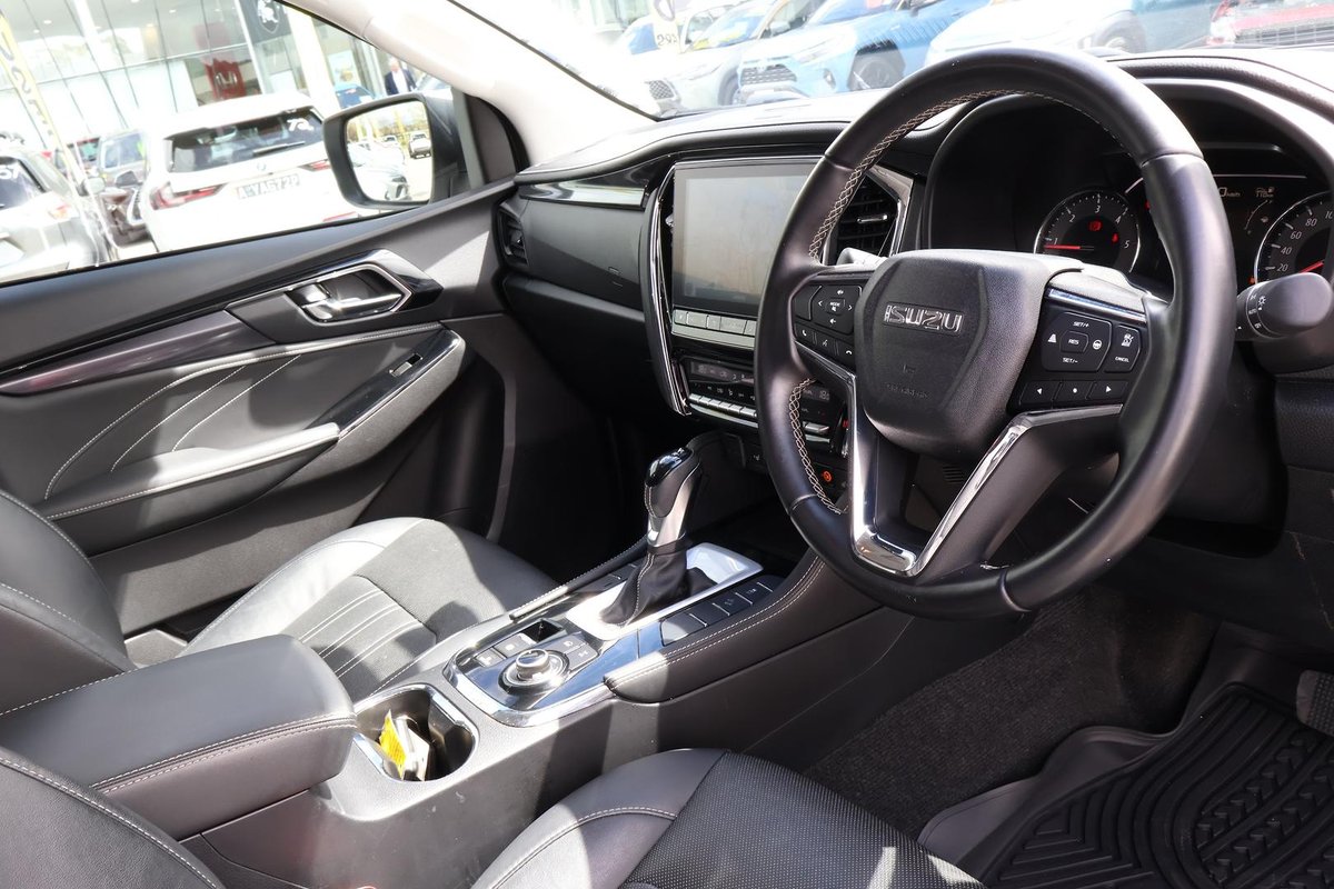 2023 Isuzu MU-X LS-T MY23 4X4 Dual Range image 15