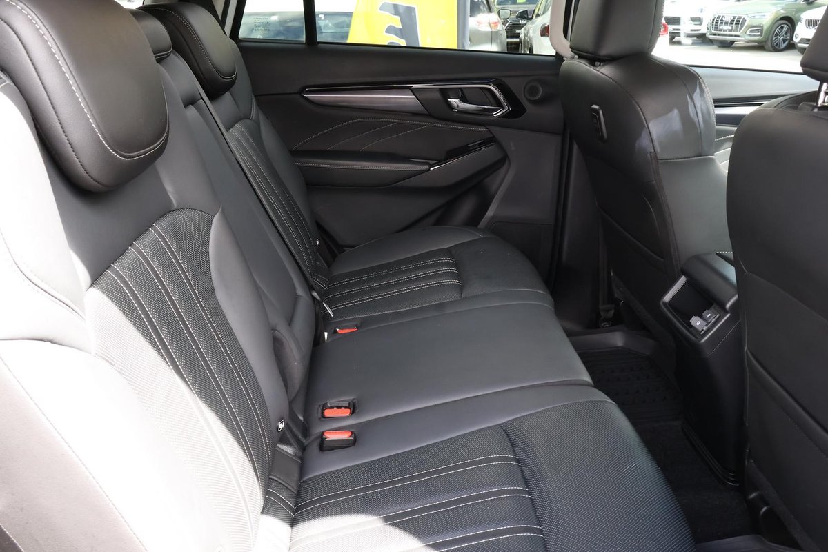 2023 Isuzu MU-X LS-T MY23 4X4 Dual Range image 17