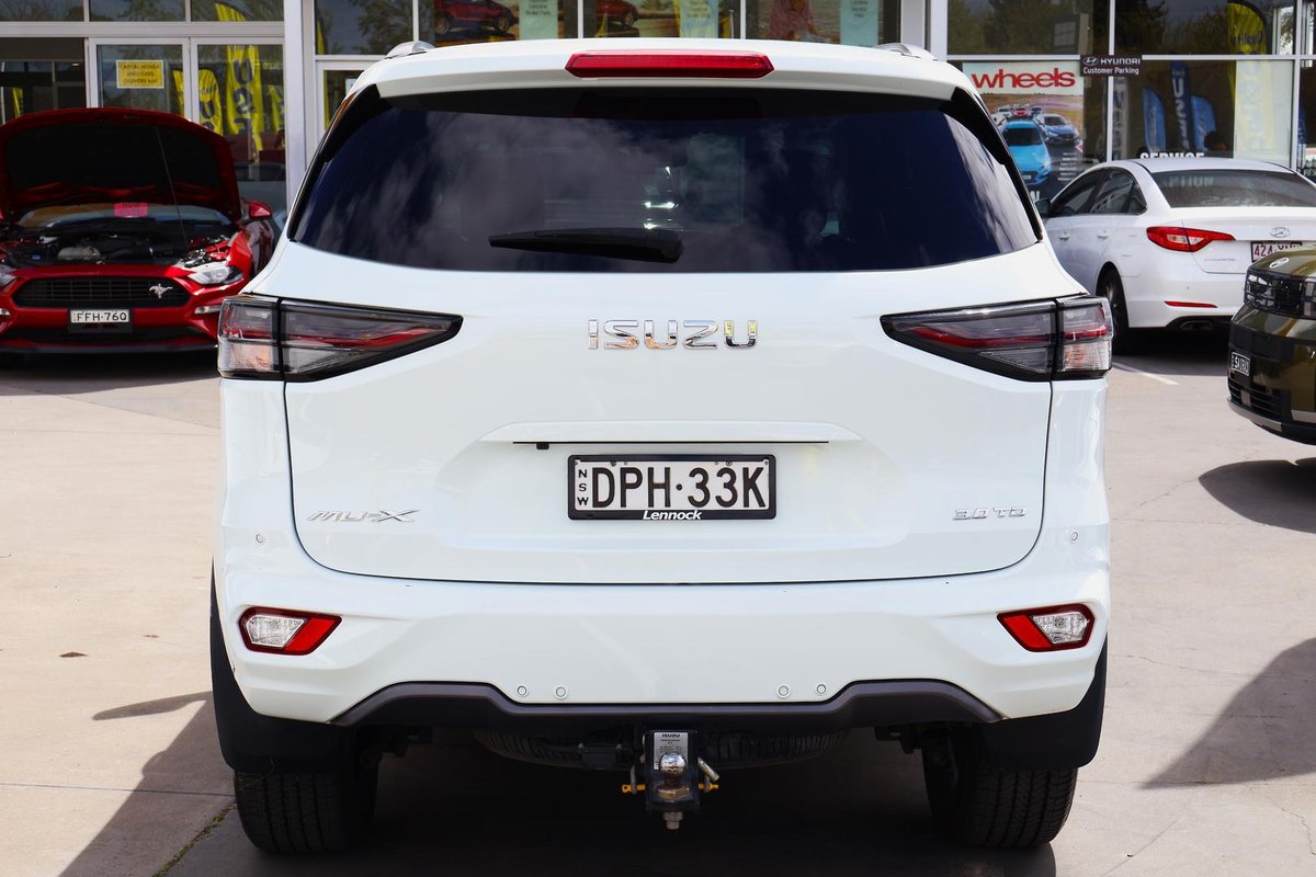 2023 Isuzu MU-X LS-T MY23 4X4 Dual Range image 6