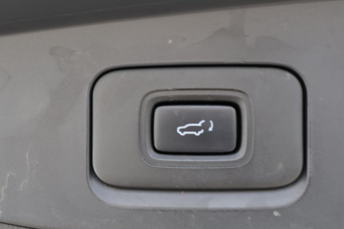 2023 Isuzu MU-X LS-T MY23 4X4 Dual Range image 13