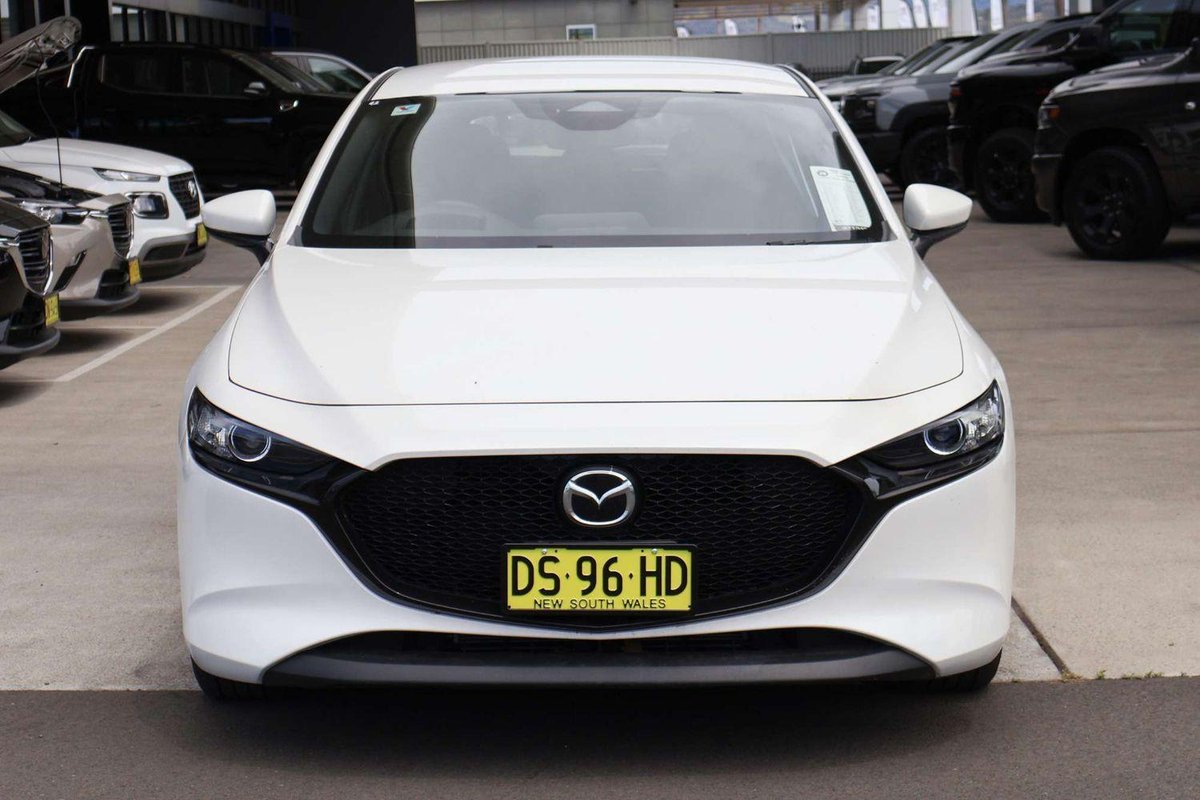 2024 Mazda 3 G20 Pure BP Series image 3