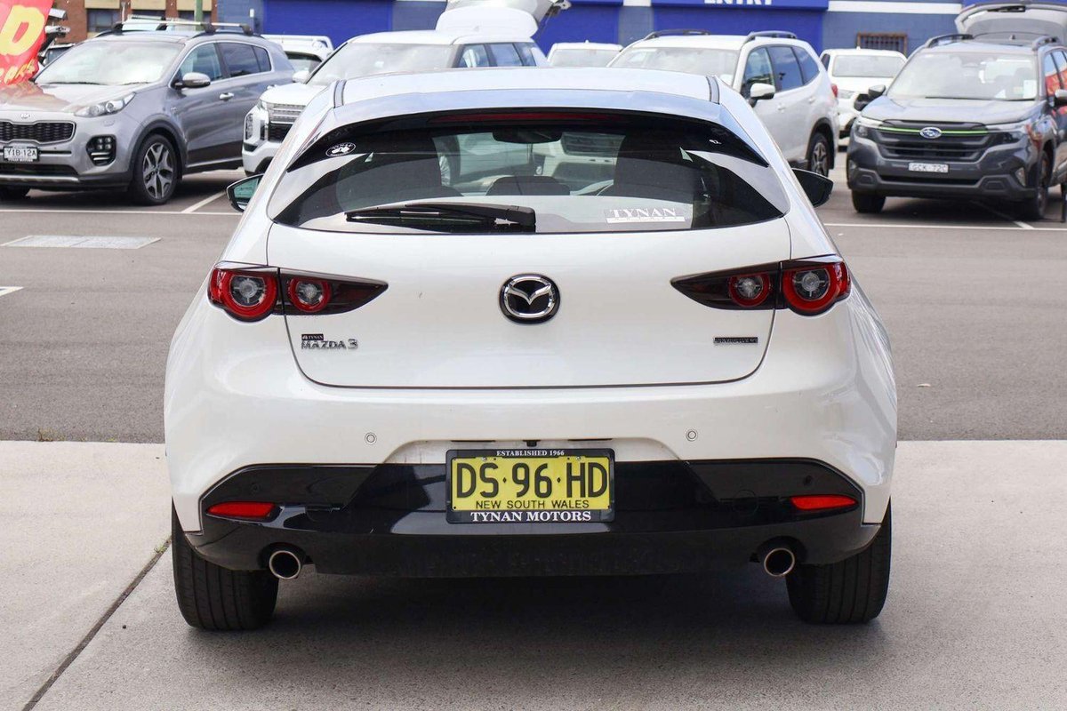 2024 Mazda 3 G20 Pure BP Series image 6