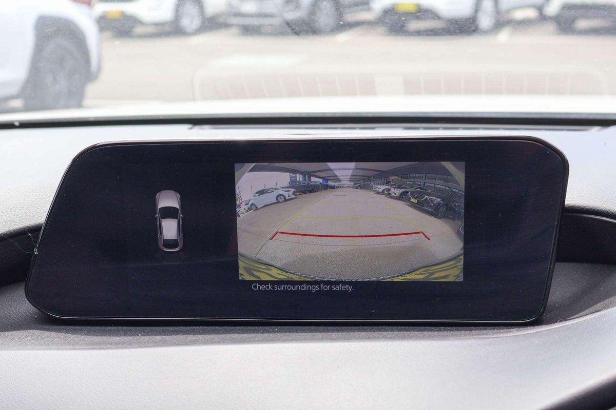 2024 Mazda 3 G20 Pure BP Series image 13