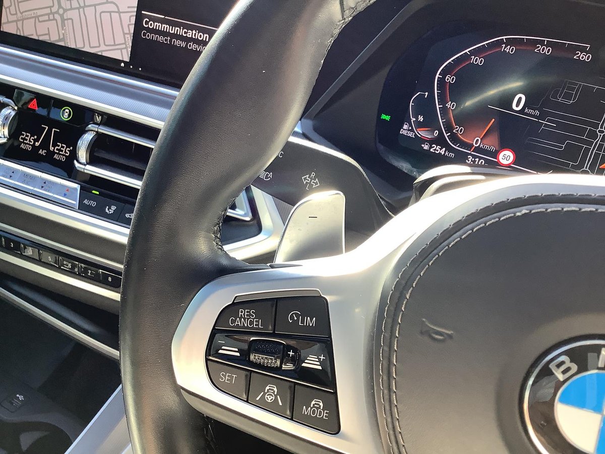 2022 BMW X5 xDrive30d M Sport G05 4X4 Constant image 25