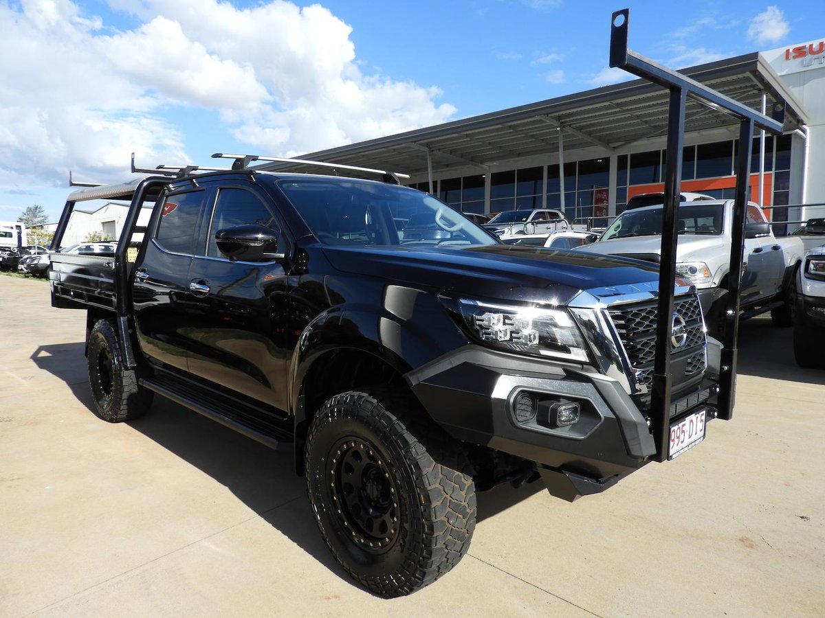 UD Trucks 2021 Nissan Navara