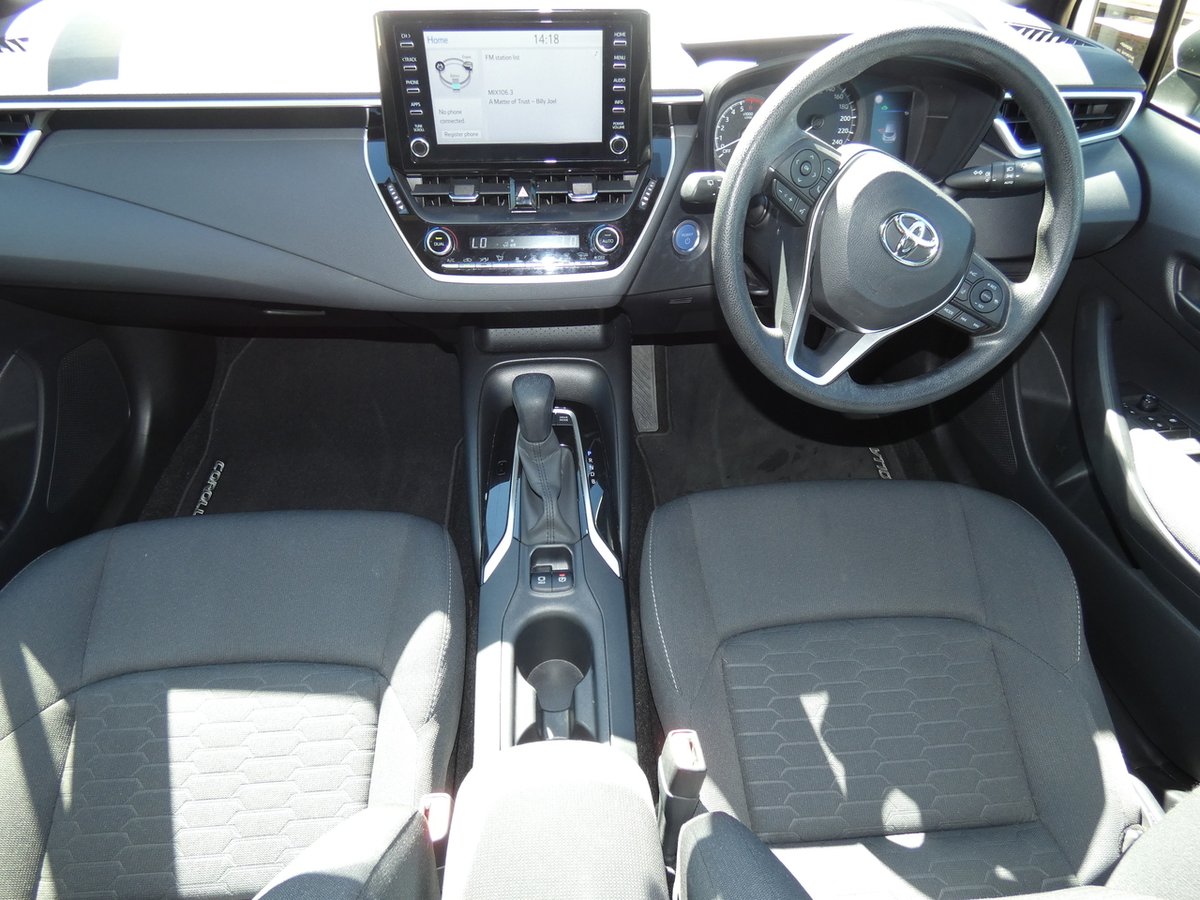 2018 Toyota COROLLA Ascent Sport image 17