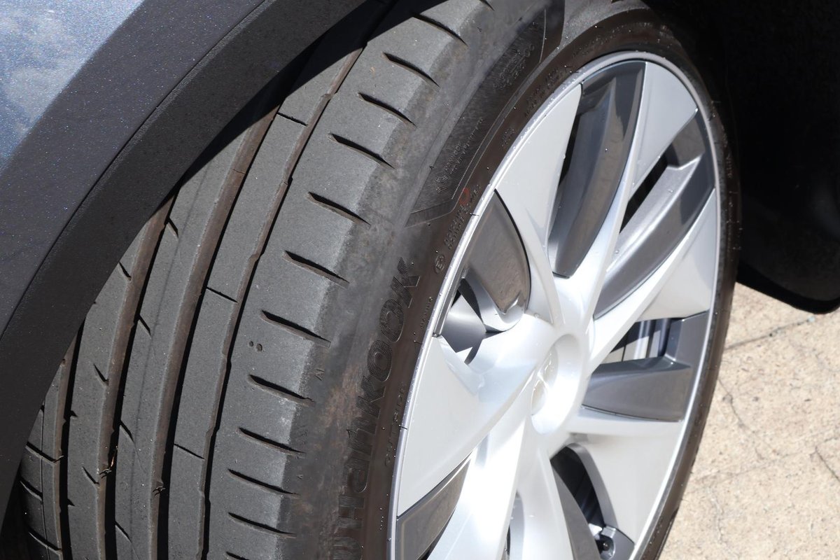 2023 Tesla Model Y Rear-Wheel Drive image 9