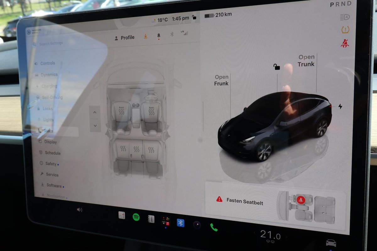 2023 Tesla Model Y Rear-Wheel Drive image 29