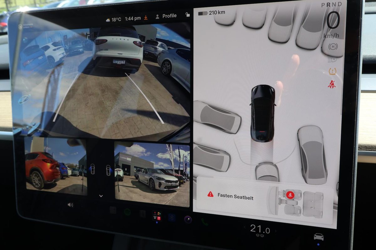 2023 Tesla Model Y Rear-Wheel Drive image 27