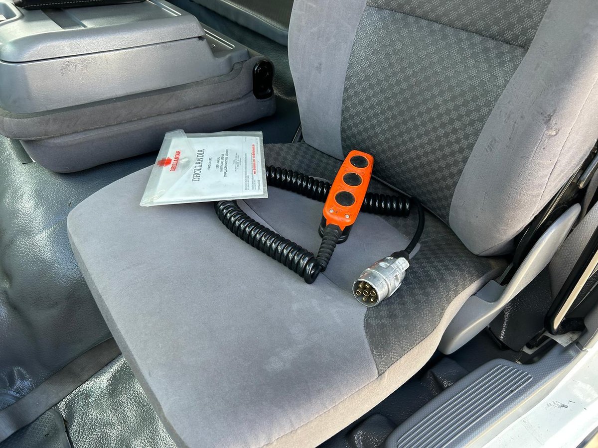 2018 Isuzu F Series FXL240-350 image 20