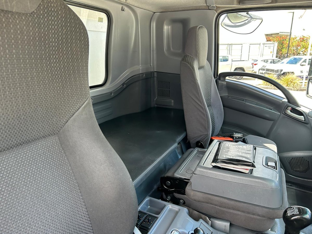 2018 Isuzu F Series FXL240-350 image 13