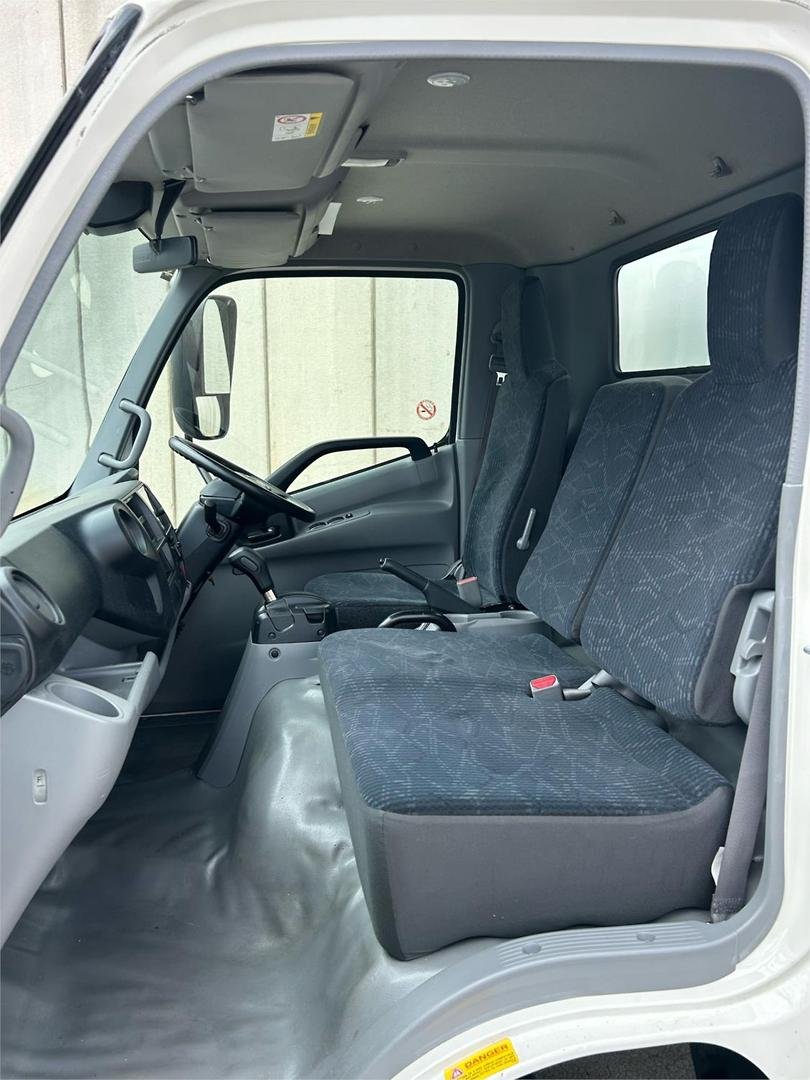 2022 Hino 300 Series 616 image 10