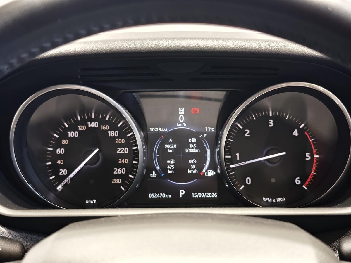 2025 Land Rover Range Rover Sport image 16