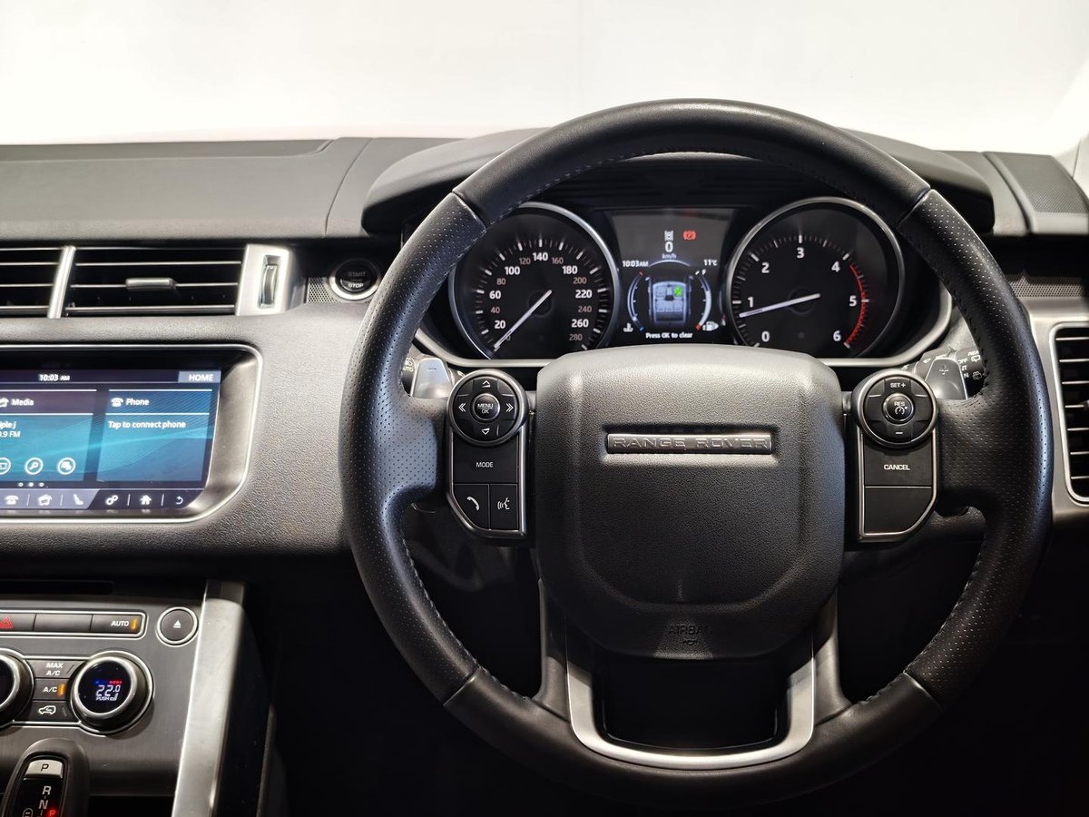 2025 Land Rover Range Rover Sport image 15