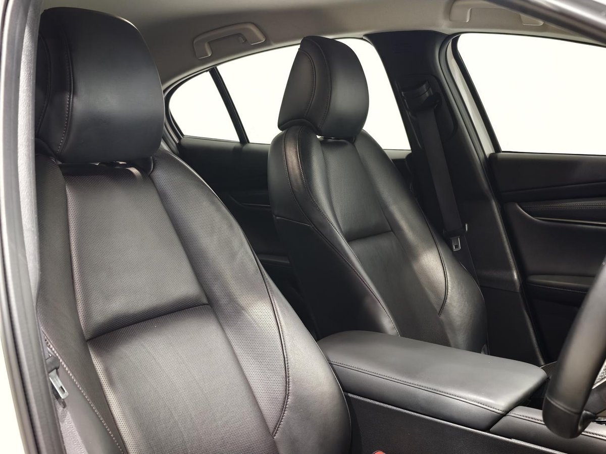 2019 Mazda 3 G25 GT BP Series image 6