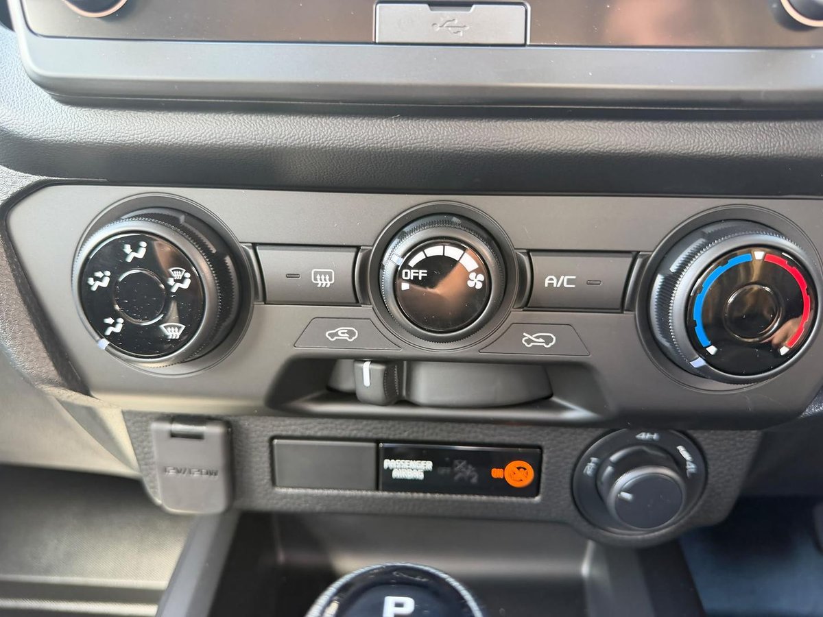 2026 Isuzu D-MAX SX MY25.5 4X4 Dual Range image 19